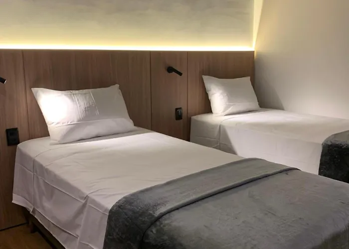 Grand Hill Hotel