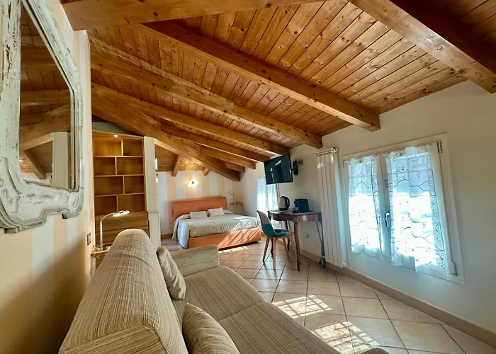 La Bouganville 2