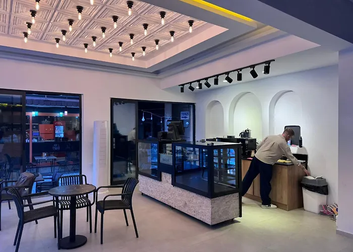 Çam Otel