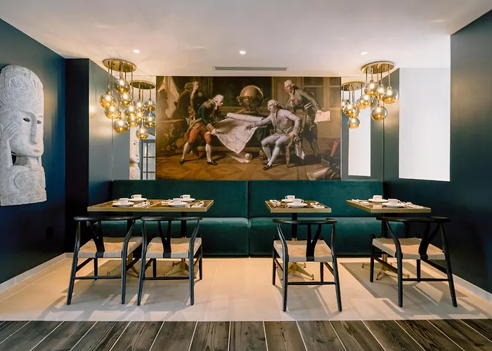 Urban Style Hotel Laperouse