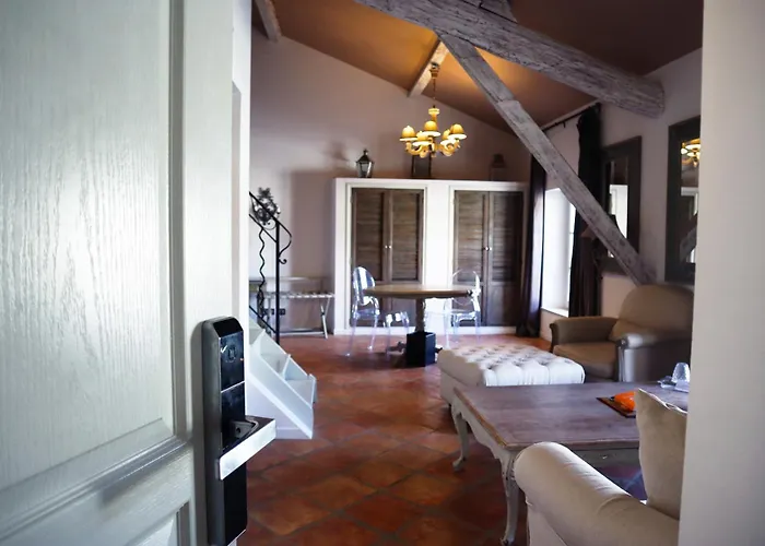 Le Domaine Du Colombier