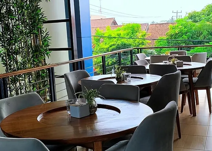 Crown Hotel Pangandaran Syariah