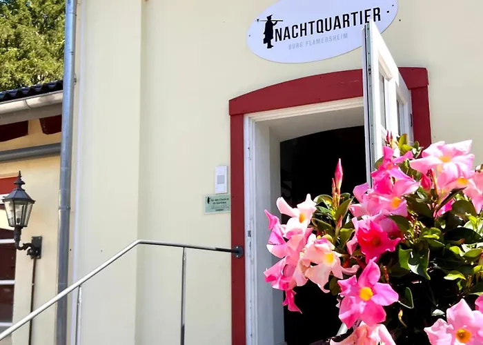 Nachtquartier Burg Flamersheim