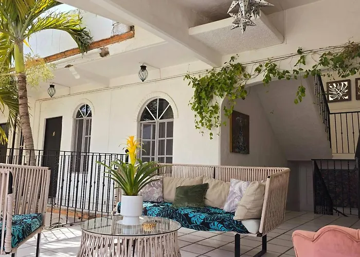 Nueva Vista Inn
