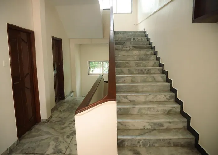 Hotel Madhuvan International