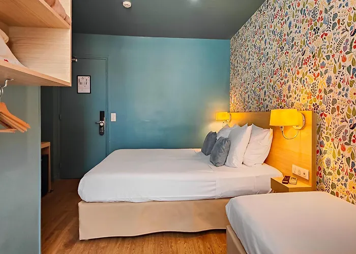 Hotel Du Centre, Un Hotel Ammi