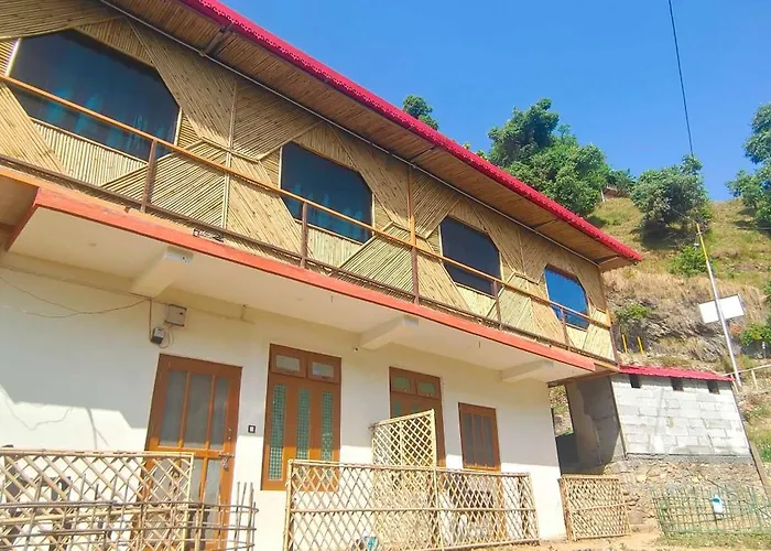 Hotel Chakrata Green And Camping