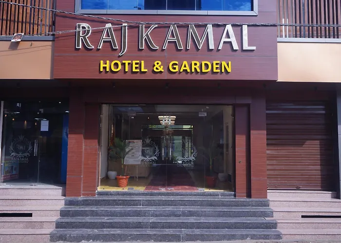 Raj Kamal Hotel & Garden