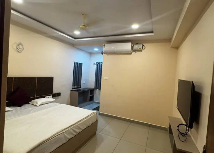 Hotel Sri Deepthi Lodge