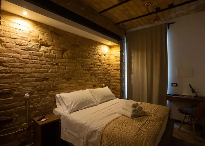 AL 54 Accommodation