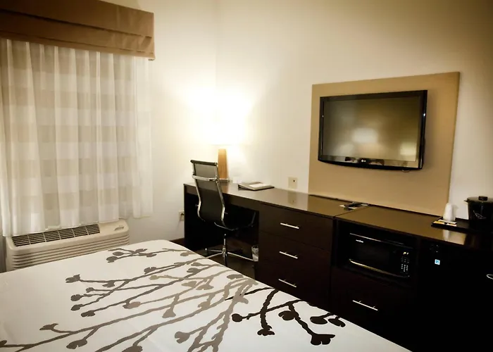 Sleep Inn & Suites Moundsville - Wheeling