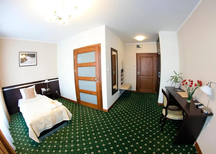 Hotel I Restauracja "Pod Orlem"