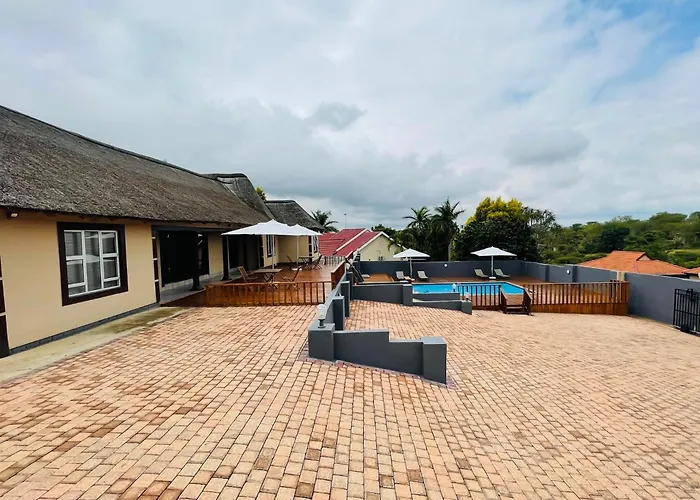 Hinterland Lodge