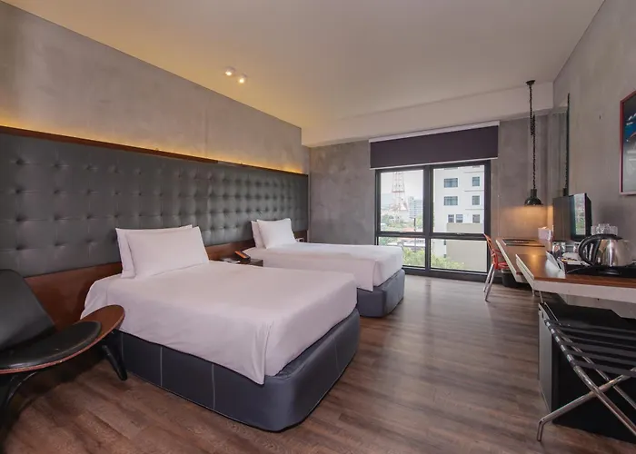 The B Hotel Quezon City