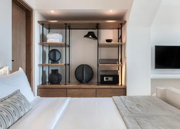 Akra Suites & Spa