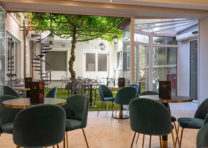 Cavour 30Tre - Moderno Per Tradizione