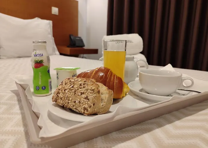 Dom Hotel