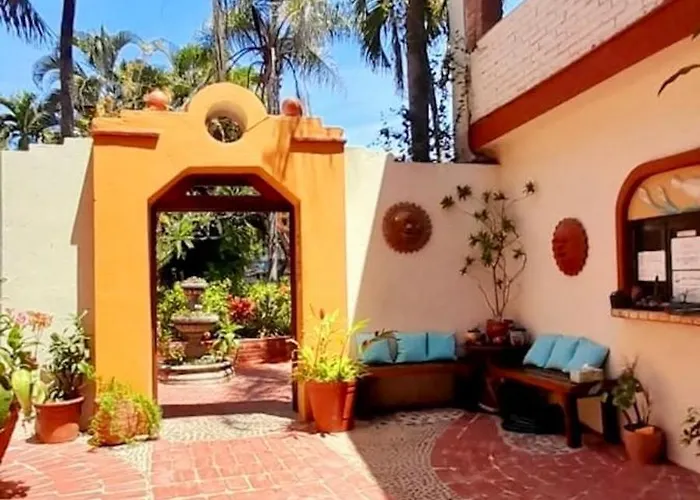 La Paloma Oceanfront Retreat
