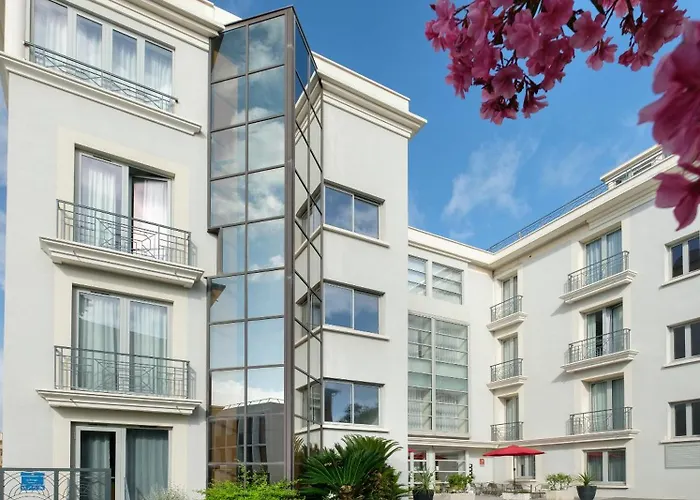 Best Western Journel Hotel & Roof Top Antibes-Juan-Les-Pins