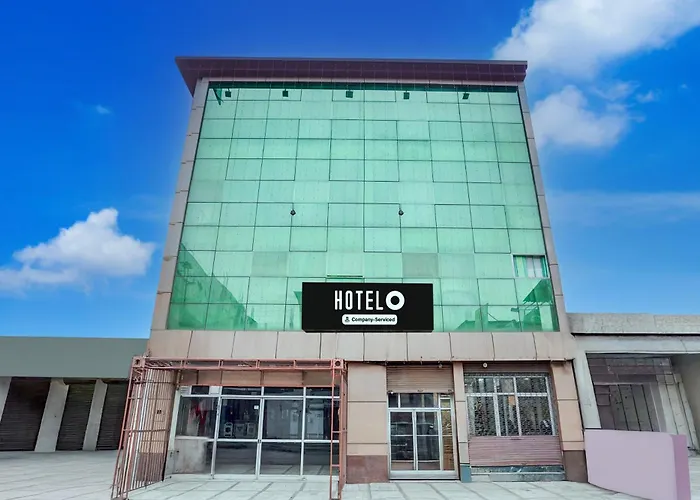 Hotel O Govind Nagar Kanpur Formerly Maharoopa Palace
