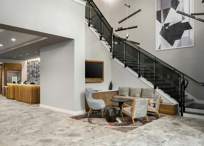 Courtyard By Marriott Athens Downtown