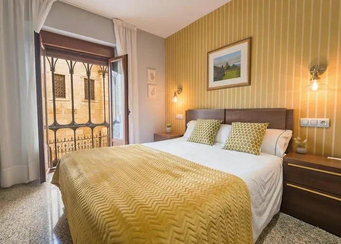 Hotel Arcos Catedral