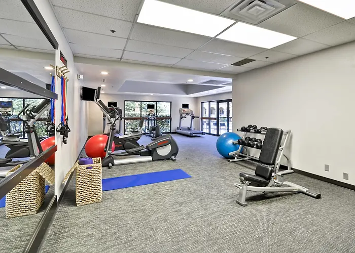 Fairfield Inn & Suites Dallas Medical/Market Center