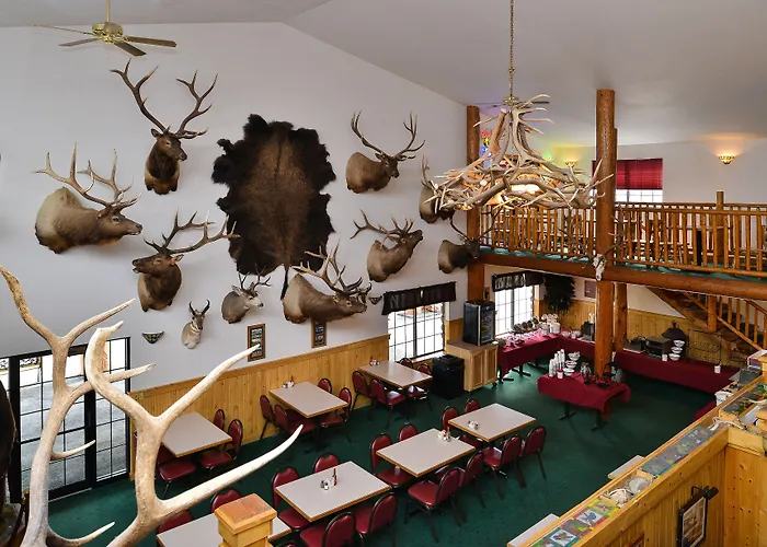 The Antler Lodge - Gardiner
