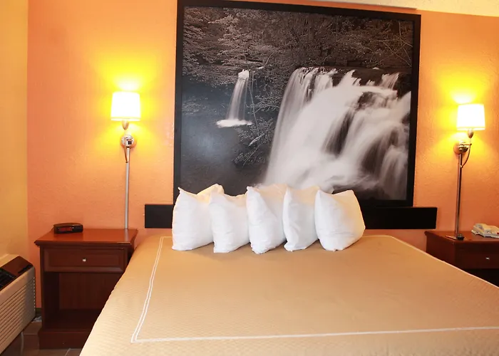 Fairview Inn And Suites