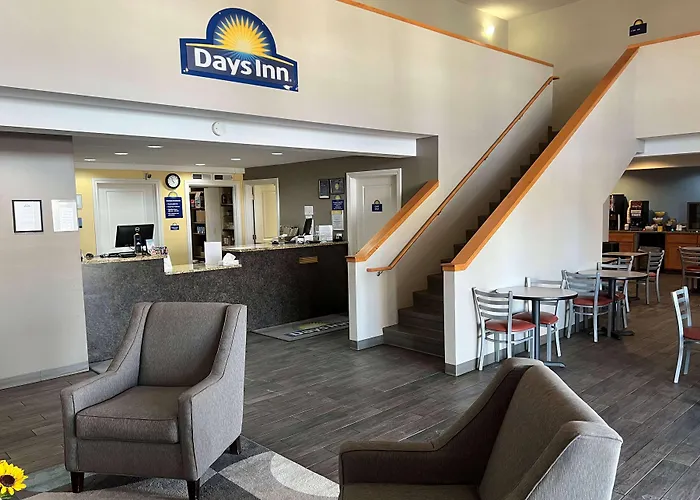 Days Inn By Wyndham Hays