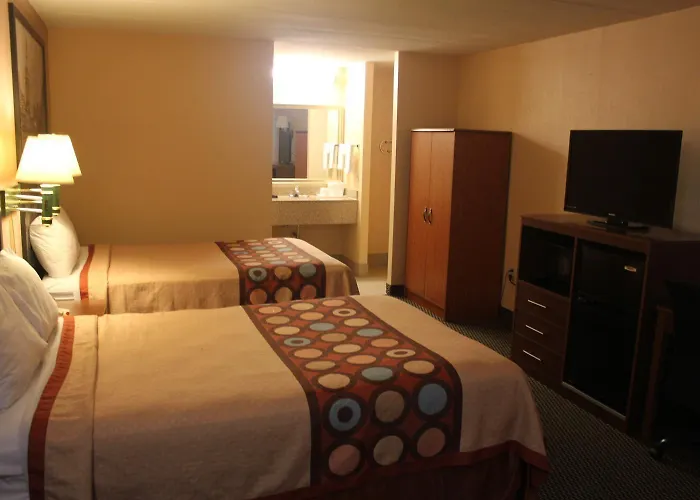 Super 8 By Wyndham Laurel