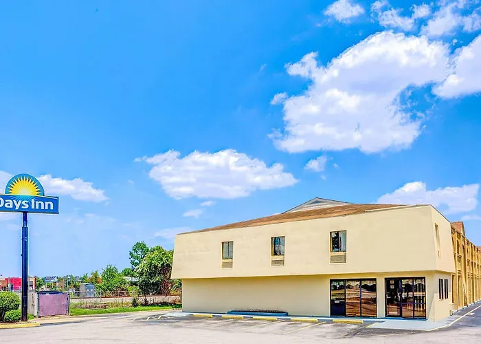 Days Inn By Wyndham Chesapeake