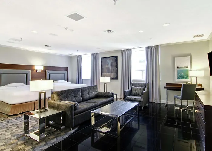 Doubletree By Hilton Toronto Downtown