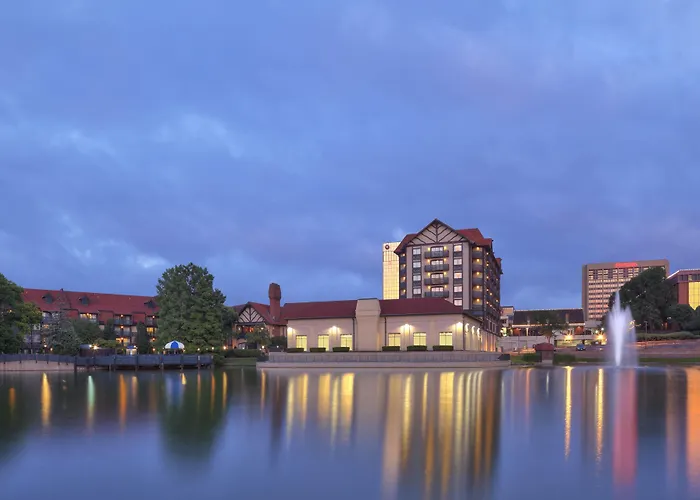 Sheraton Westport Lakeside Chalet