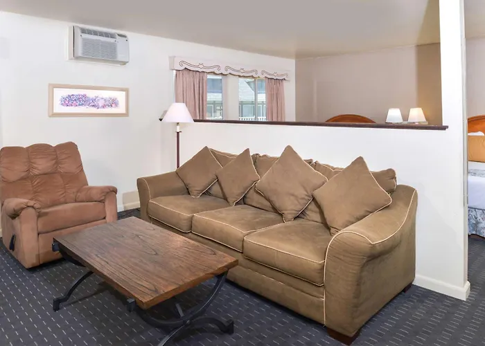 Svendsgaard'S Lodge- Americas Best Value Inn & Suites