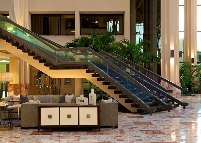 Embassy Suites By Hilton Palm Beach Gardens Pga Boulevard