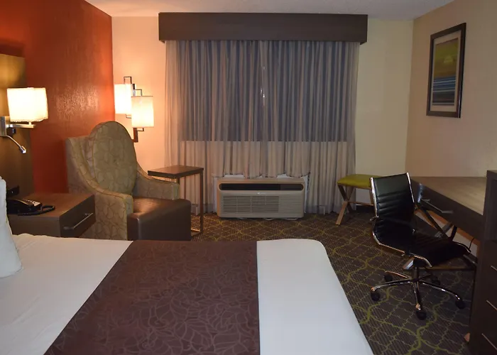 American Inn & Suites West Memphis