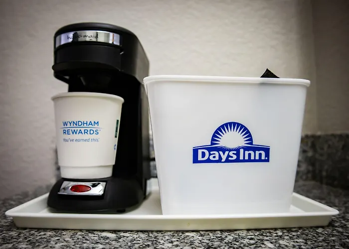 Days Inn By Wyndham Wagoner
