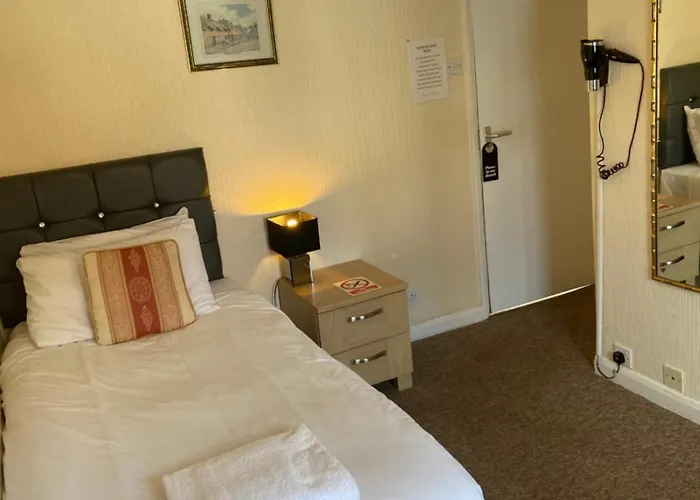 The Hillmorton Manor Hotel