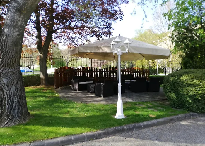 Villa Medici Hotel & Restaurant