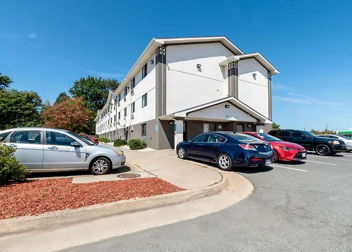 Super 8 By Wyndham Dumfries/Quantico