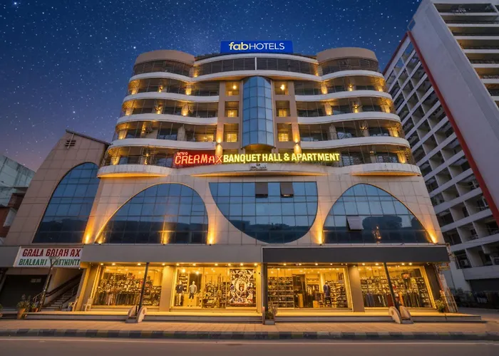 Fabhotel Shree Balaji Nx Banquets & Apartment