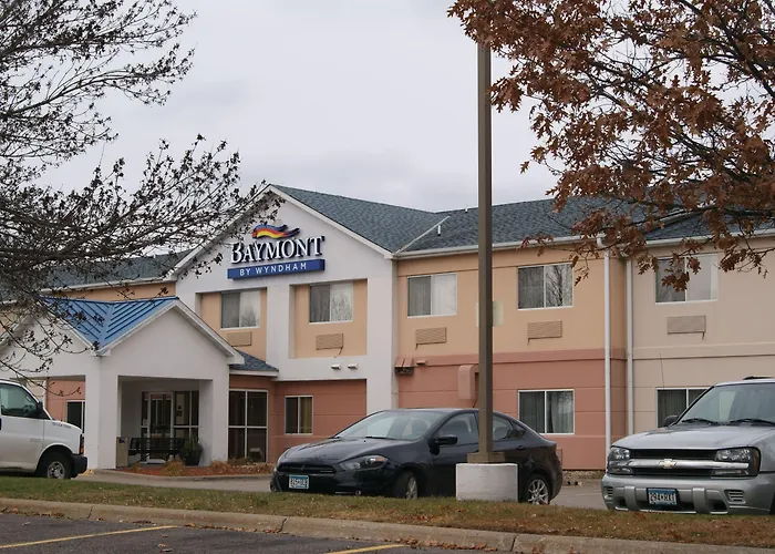 Baymont By Wyndham Coon Rapids Hotel