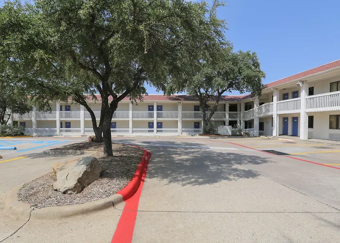Motel 6-Addison, Tx - Dallas