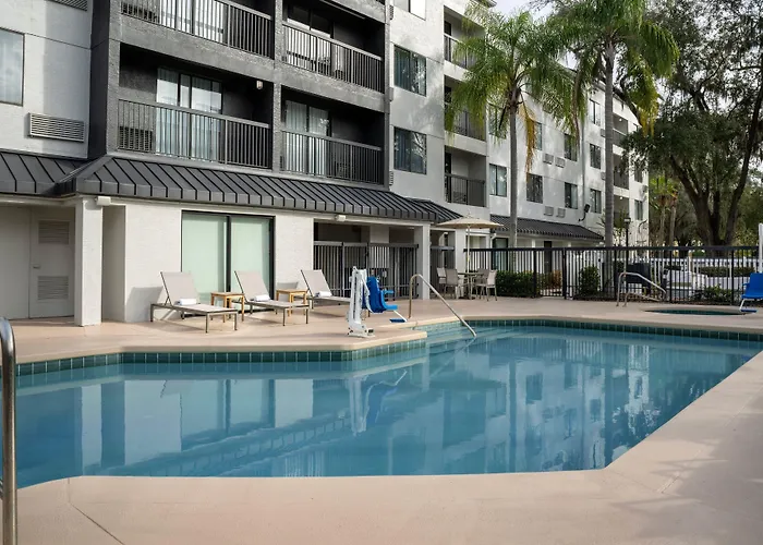 Courtyard By Marriott Orlando East/Ucf Area