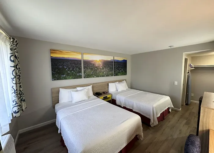 Days Inn By Wyndham San Marcos
