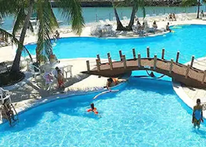 Marina Park Hotel