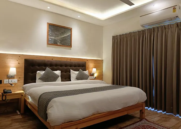 Heryk Hillview Hotel