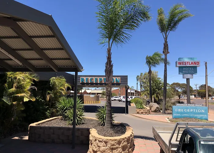 Westland Hotel Motel