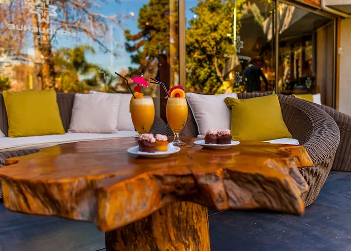 Hotel Y Centro De Eventos Manquehue Las Condes